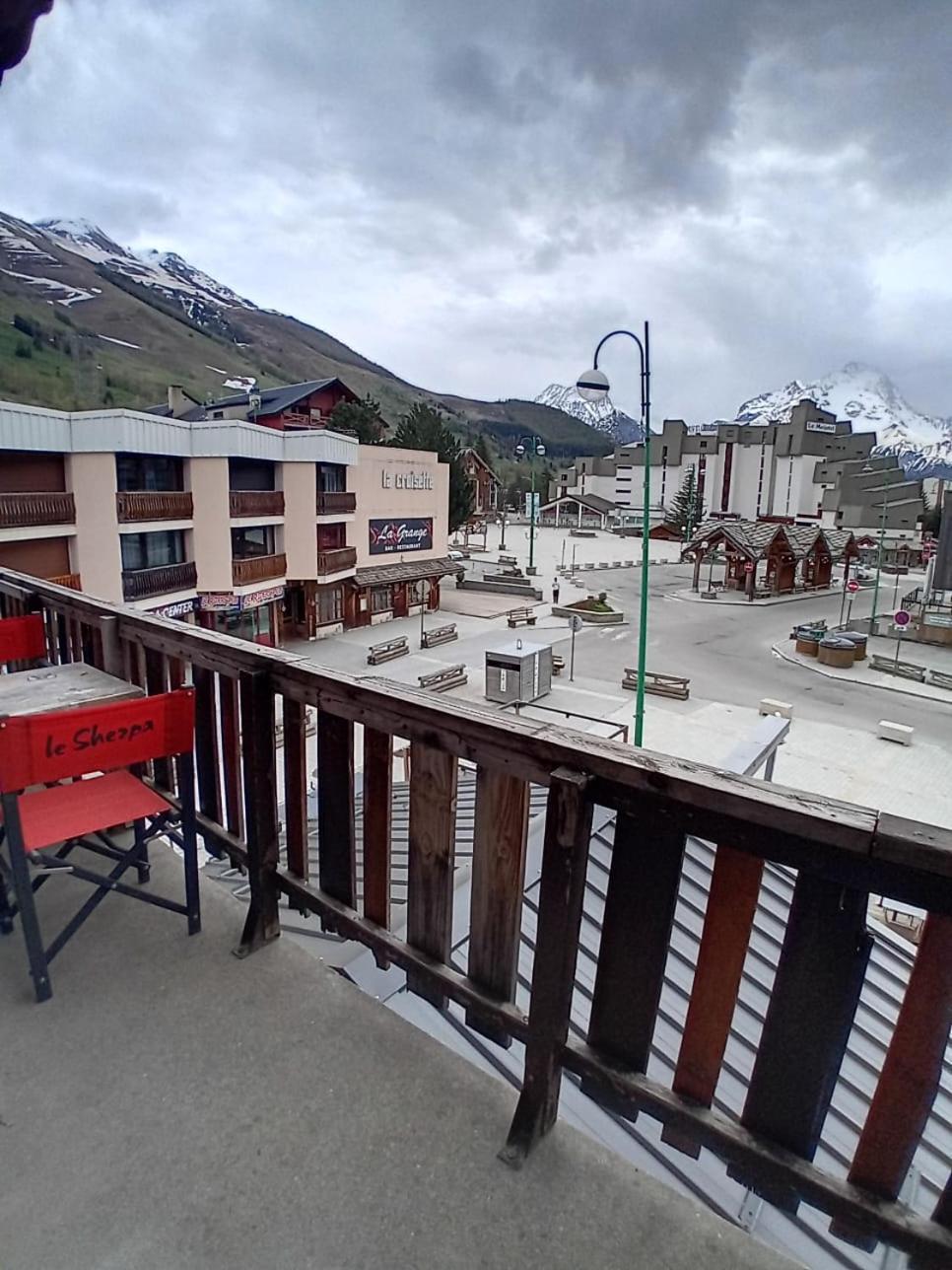 Hotel Le Sherpa Les Deux Alpes Exterior foto